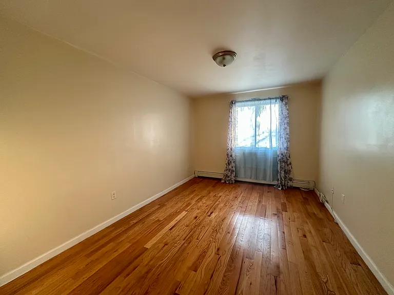 766 Pine St #3 — Photo 10