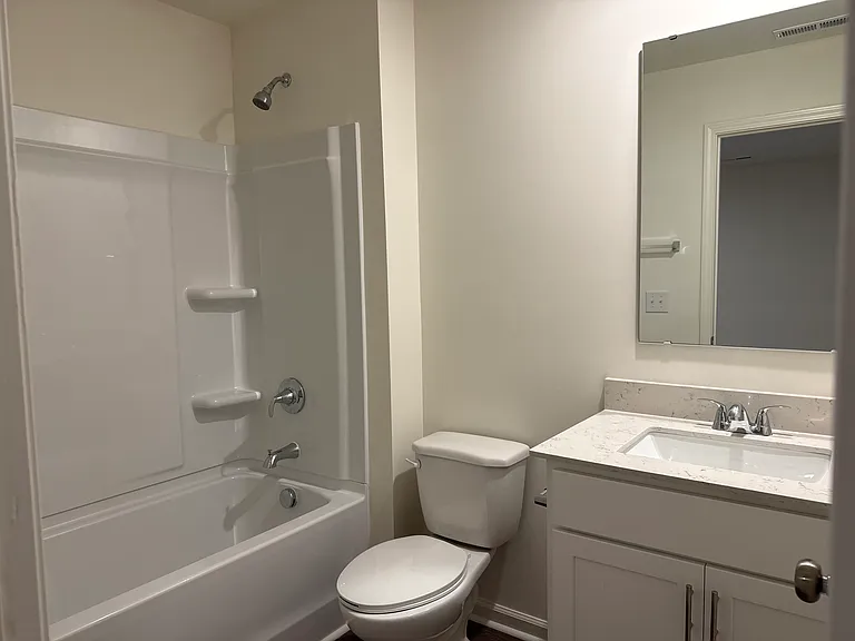 2445 Brookville Dr #B — Photo 23