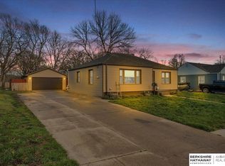 650 N 16th St, Blair, NE 68008