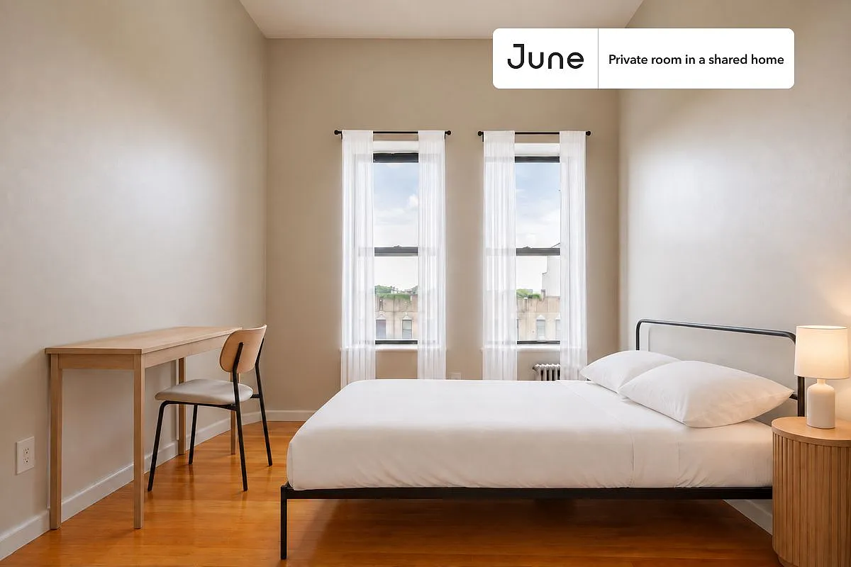 Full bedroom in 2 bed/1 bath home in Crown Heights #1327 B — Photo 1