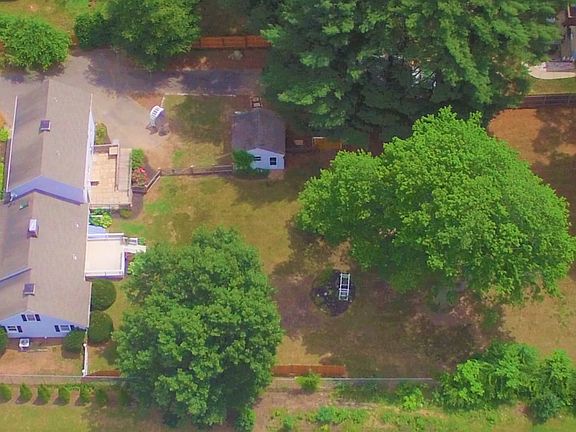 Aerial Picture of 21 Hadden 