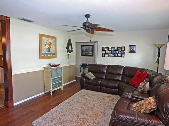 2nd image of 21065 Evanston Ave