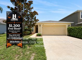 10520 Standing Stone Dr, Wimauma, FL 33598
