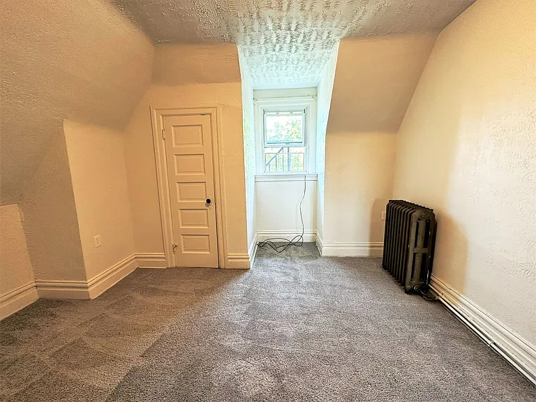 Bloomfield - Apartments For Rent In Pittsburgh — Photo 6