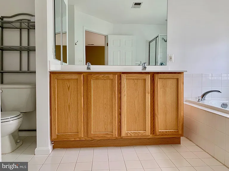 8108 Horseshoe Cottage Cir — Photo 14