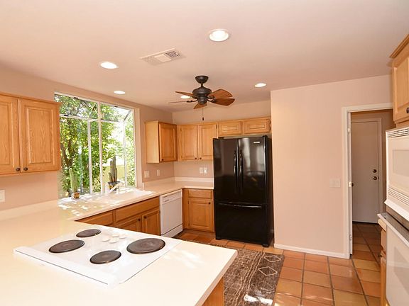 5th image of 38135 S Mountain Site Dr
