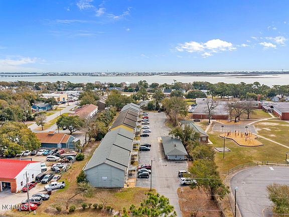 5th image of 3309 Bridges Street #A20
