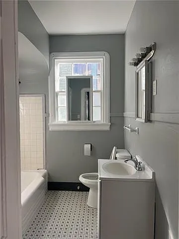562 Central Ave — Photo 13