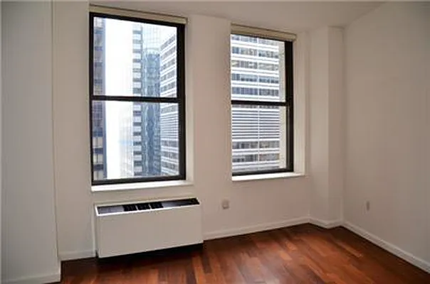 Rented by Time Equities Brokerage | media 54