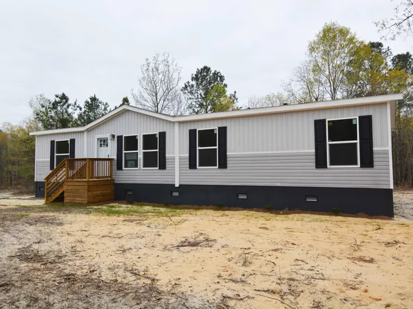 1069 Wild Rose Ct, Manning, SC 29102
