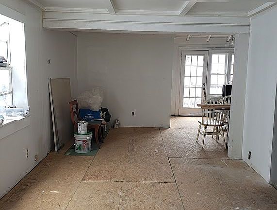Dining room awaits your decor
