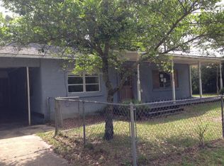 1198 Mapoles St, Crestview, FL 32536