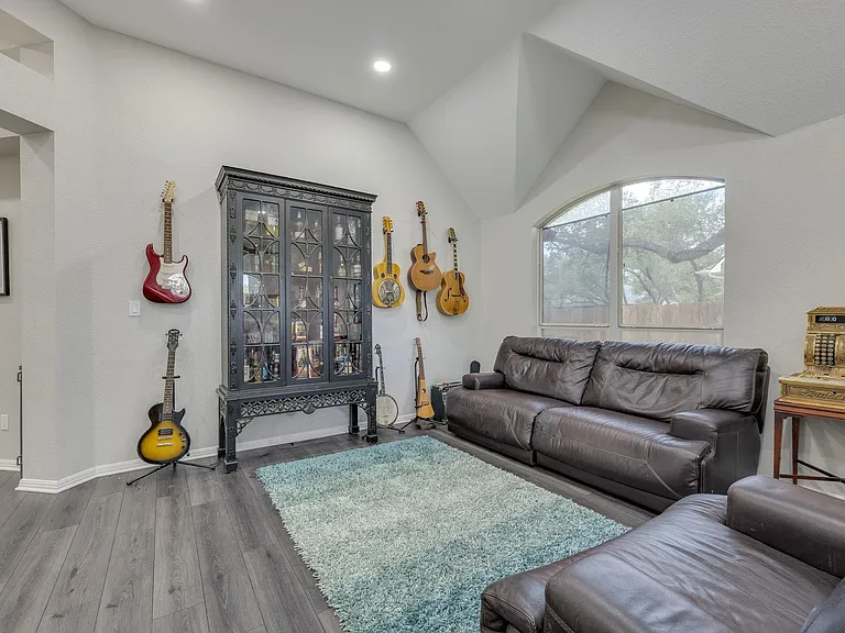 8908 Pepper Rock Dr — Photo 6