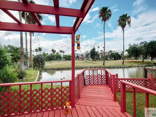 48 Shenandoah River Dr, Brownsville, TX 78520