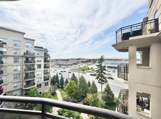 8 Maison Parc Ct #605, Vaughan, ON L4J 9K5