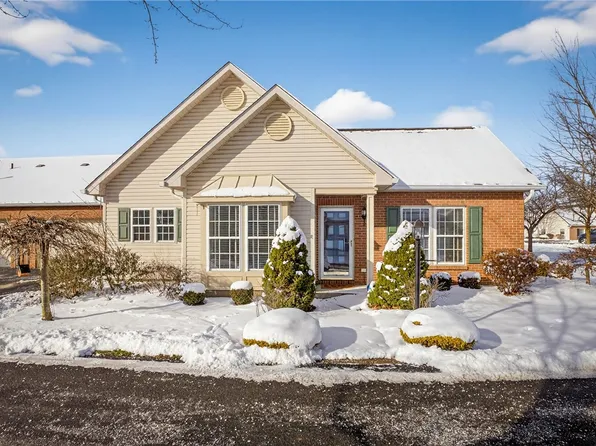 3503 Warwick Ct, Coraopolis, PA 15108