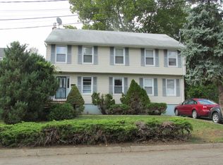 150 S Demarest Ave, Bergenfield, NJ 07621