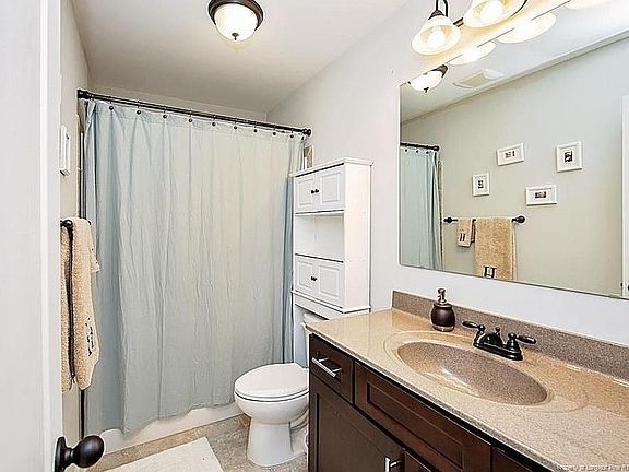5th image of 308 Pinecrest Dr