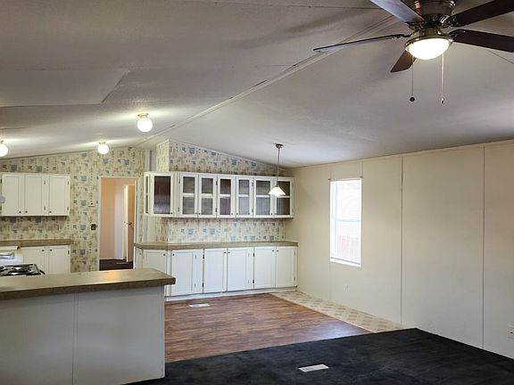 3rd image of 20226 Mountaindale Dr