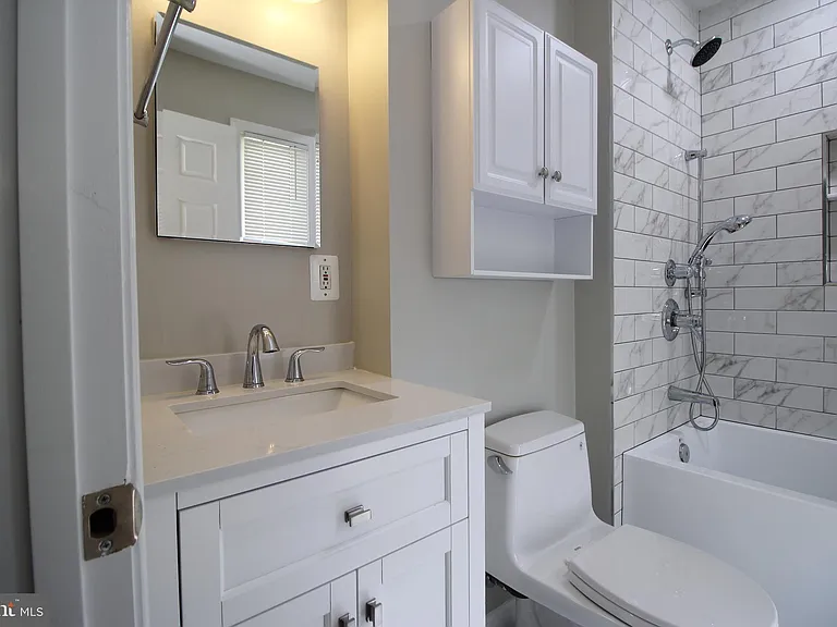 6215 Gemini Ct — Photo 8