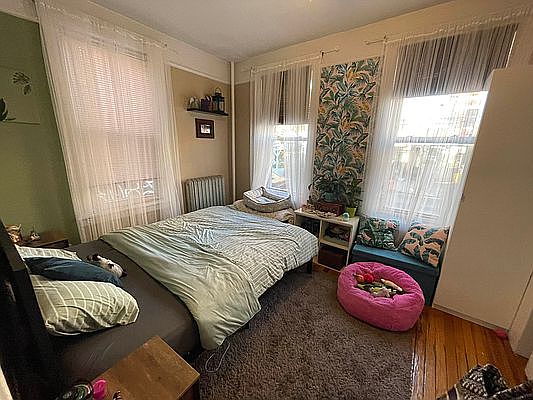 4th image of 3183 30th St APT 1F