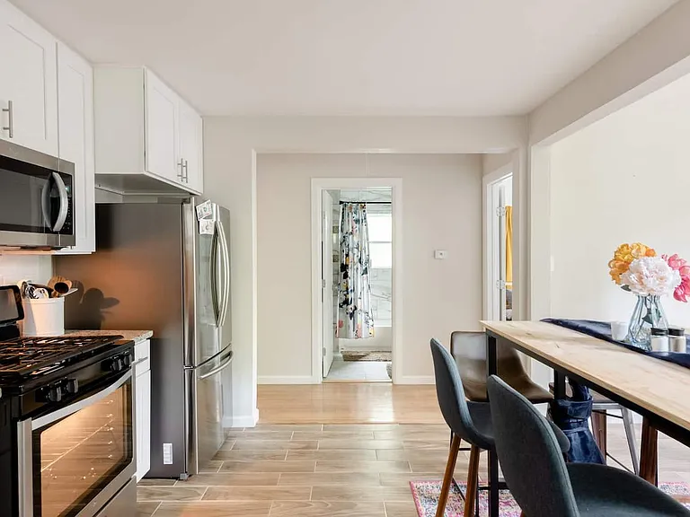 8638 San Leandro Dr — Photo 18