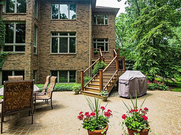 2nd image of 4560 Boxwood Ct