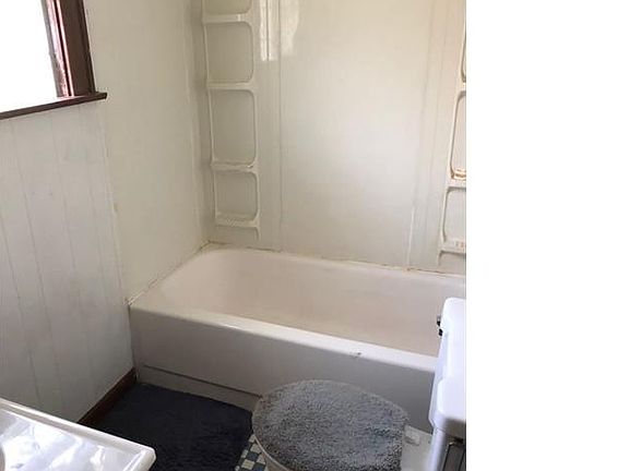 3rd image of 1241 McKeone Ave #2