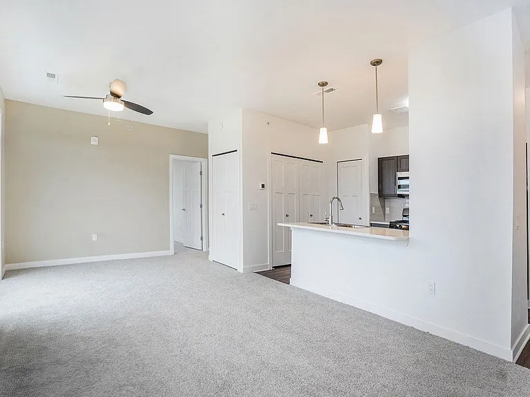 Meadowbrooke Apartment Homes — Photo 19