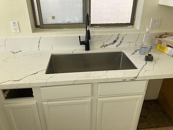 5th image of 3335 W Sunland Ave