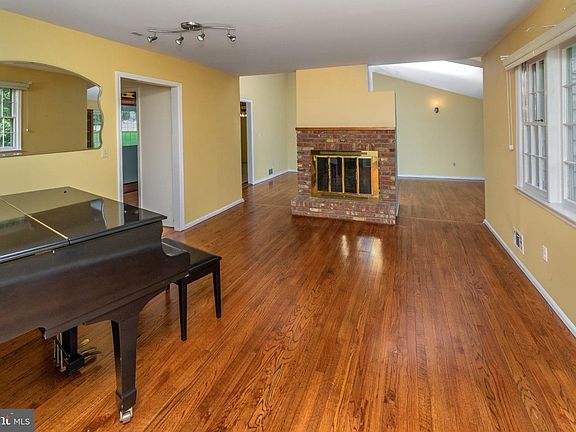 5th image of 19 Floral Rd