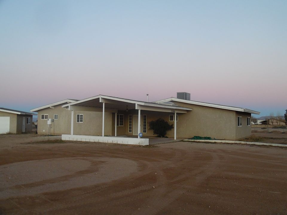 1st image of 13466 Mesquite St