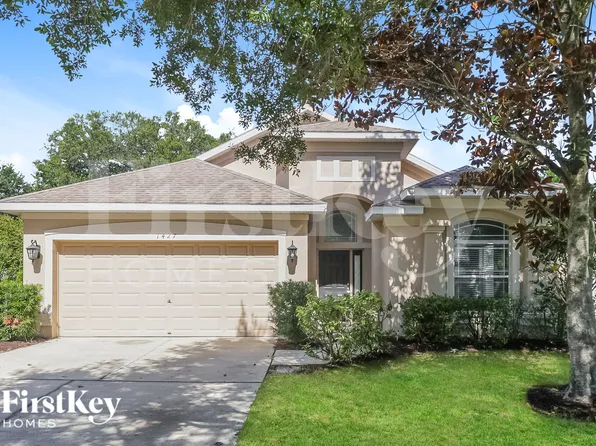1427 Main St, Valrico, FL 33594