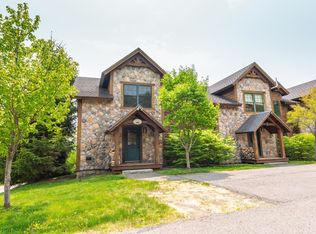 3A Tenon Ln, West Dover, VT 05356