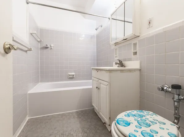 122 Ashland Place 6D image 7 of 7