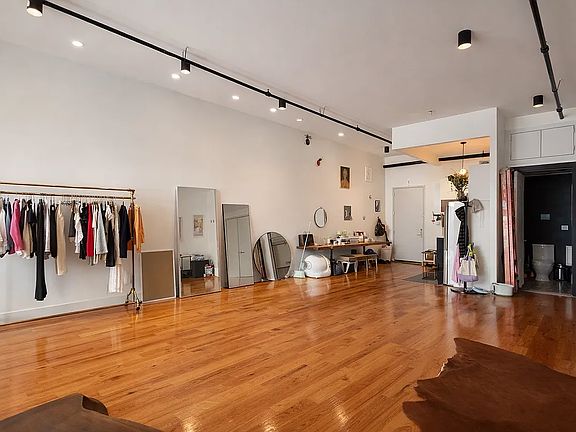 3rd image of 255 McKibben St APT 204