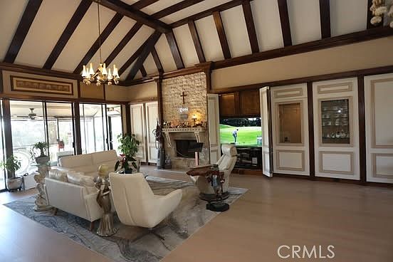 3rd image of 3000 Windmill Dr