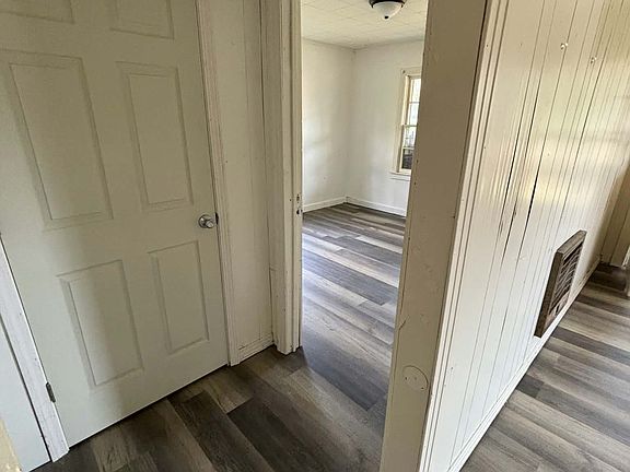 5th image of 55 Cochran Pl