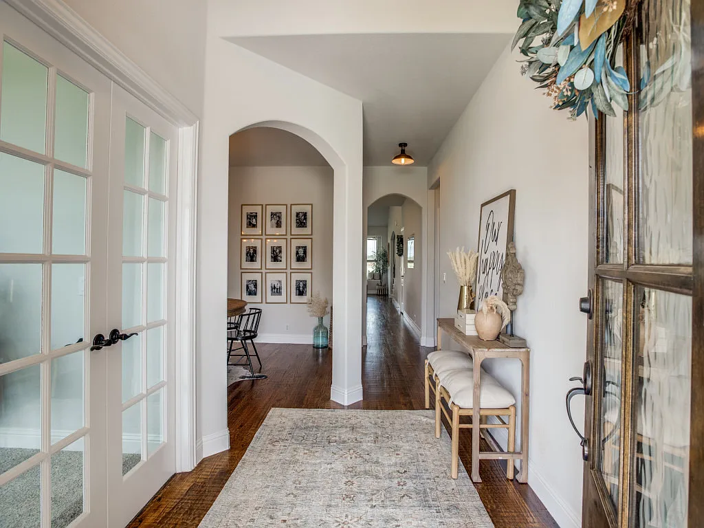 4 bed, 3.5 bath, 2580 sqft, $3,500 — Photo 4