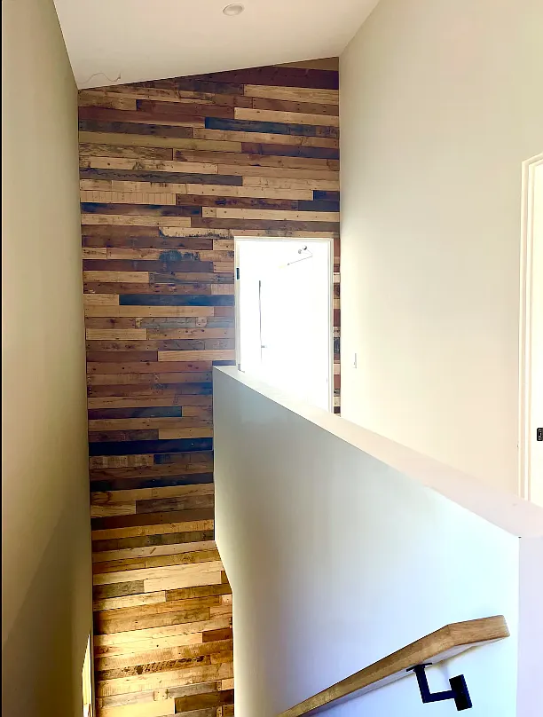 576 Hermes Ave — Photo 3
