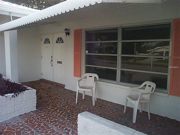 2nd image of 9658 Mainlands Blvd E #4