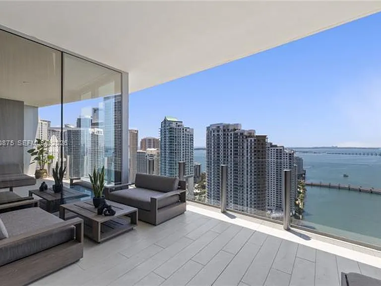 300 Biscayne Blvd #3104 — Photo 41
