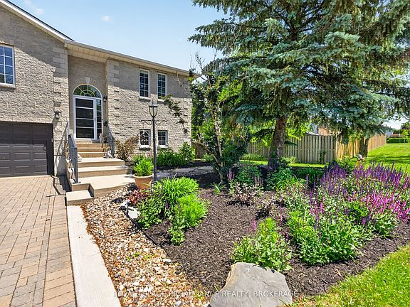 3rd image of 412 Malabar Dr