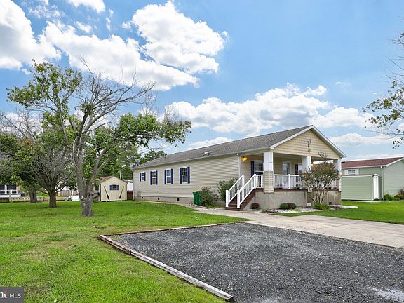 2nd image of 35463 Sussex Ln #51163