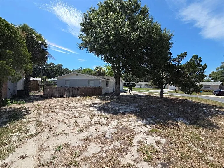 4616 Irene Loop — Photo 27