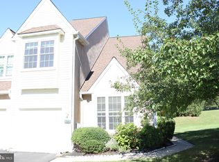 323 Country Club Dr, Lansdale, PA 19446