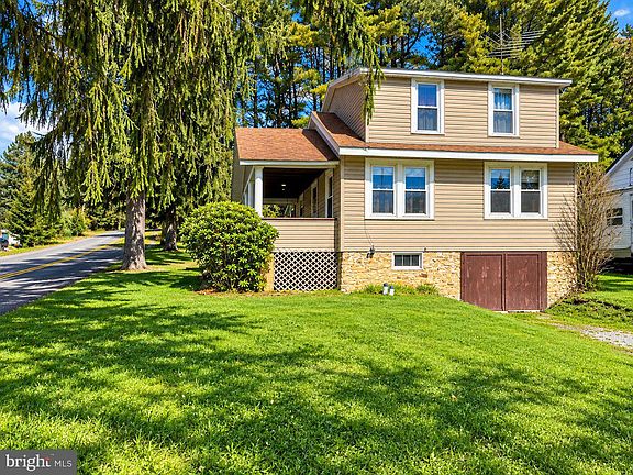 3rd image of 284 Teutonic Ave