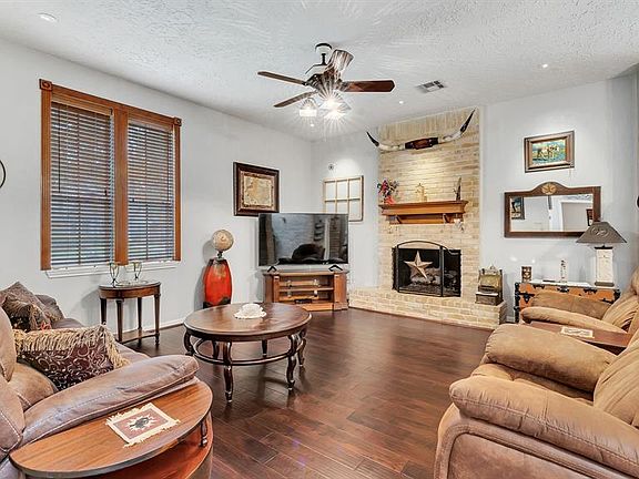 5th image of 3415 Cave Springs Drive