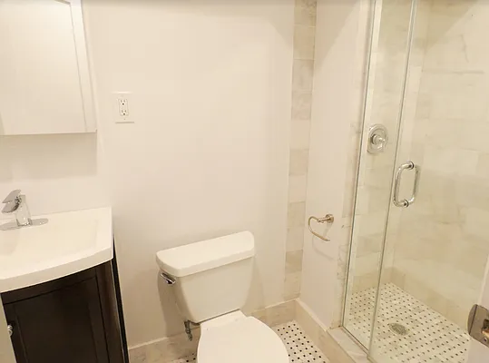 Rented by Compass | media 28