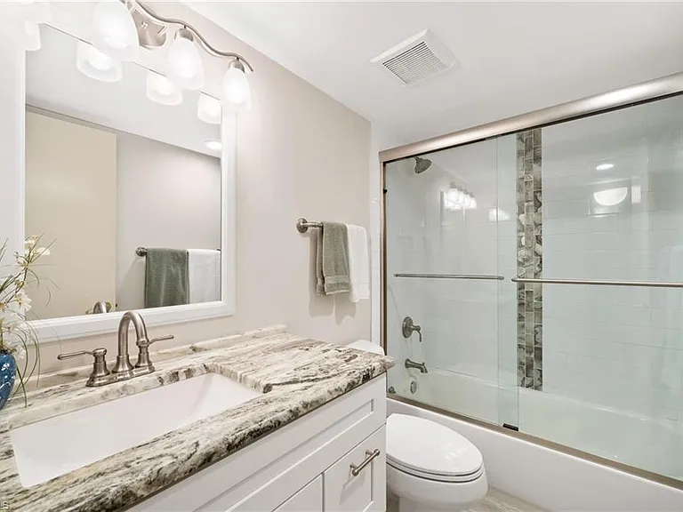 4001 Gulf Shore Blvd N #1106 — Photo 23